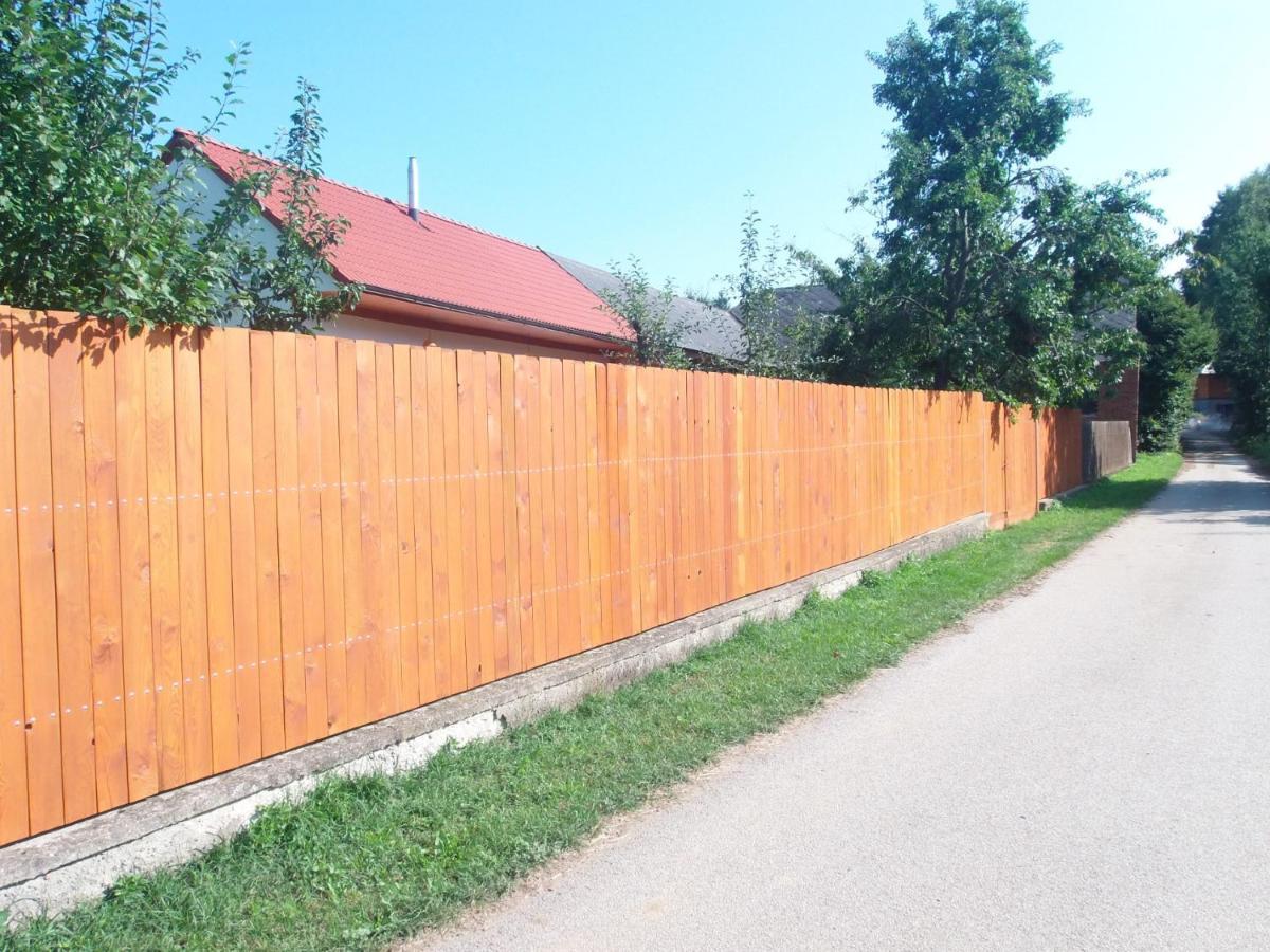 Muj Domecek Apartment Nevcehle Exterior photo