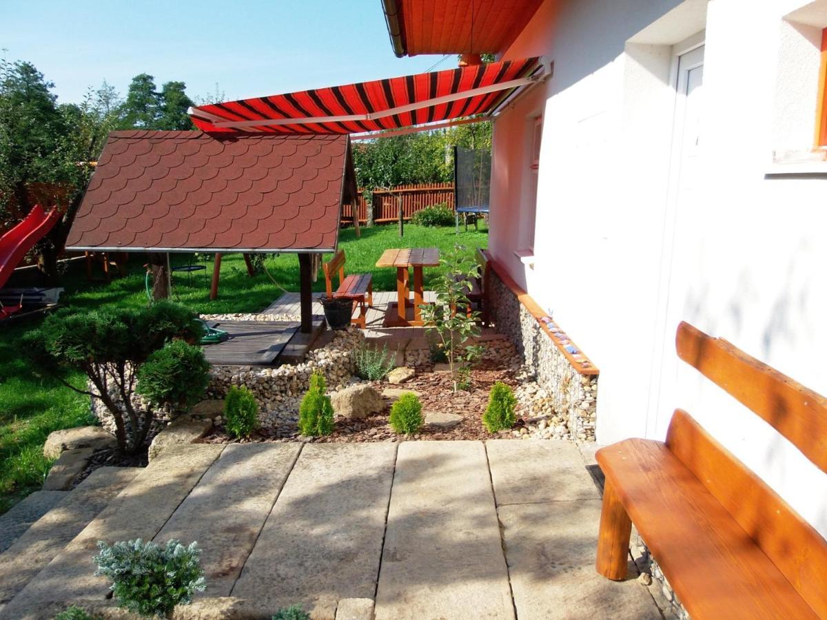 Muj Domecek Apartment Nevcehle Exterior photo
